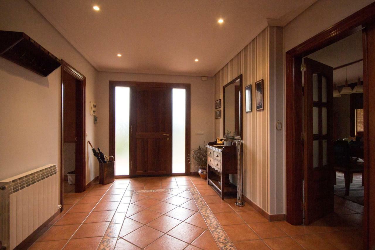 El Chalet Del Golf Urturi المظهر الخارجي الصورة